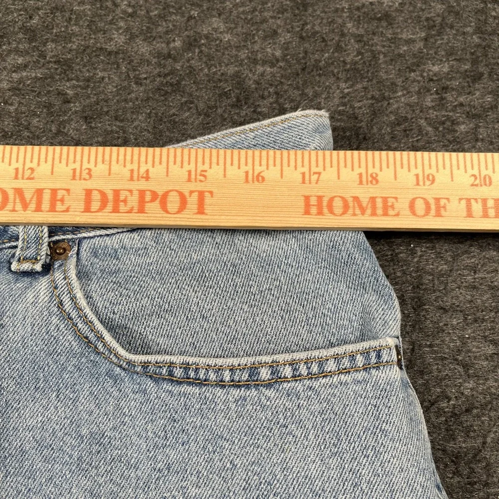 Vintage Levis 550 Denim Shorts Mens 38 Blue Denim Cotton Light Wash Relaxed Fit